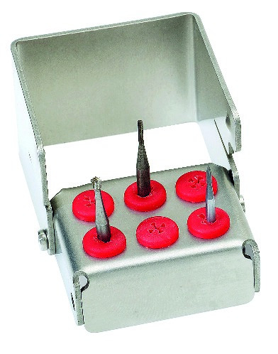 Porte-fraises Plug'in NICRHOMINOX - Chirurgie H 5cm - 6 perforations - Rouge Porte-fraises Plug'in NICRHOMINOX - Chirurgie H 5cm - 6 perforations - Rouge