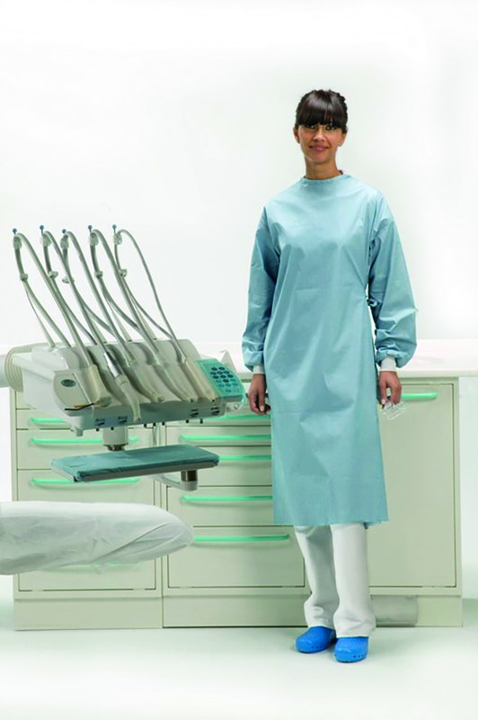 Blouse de chirurgie stérile OMNIA - Microfibre SMS - 118 cm - Lot de 12 Blouse de chirurgie stérile OMNIA - Microfibre SMS - 118 cm - Lot de 12