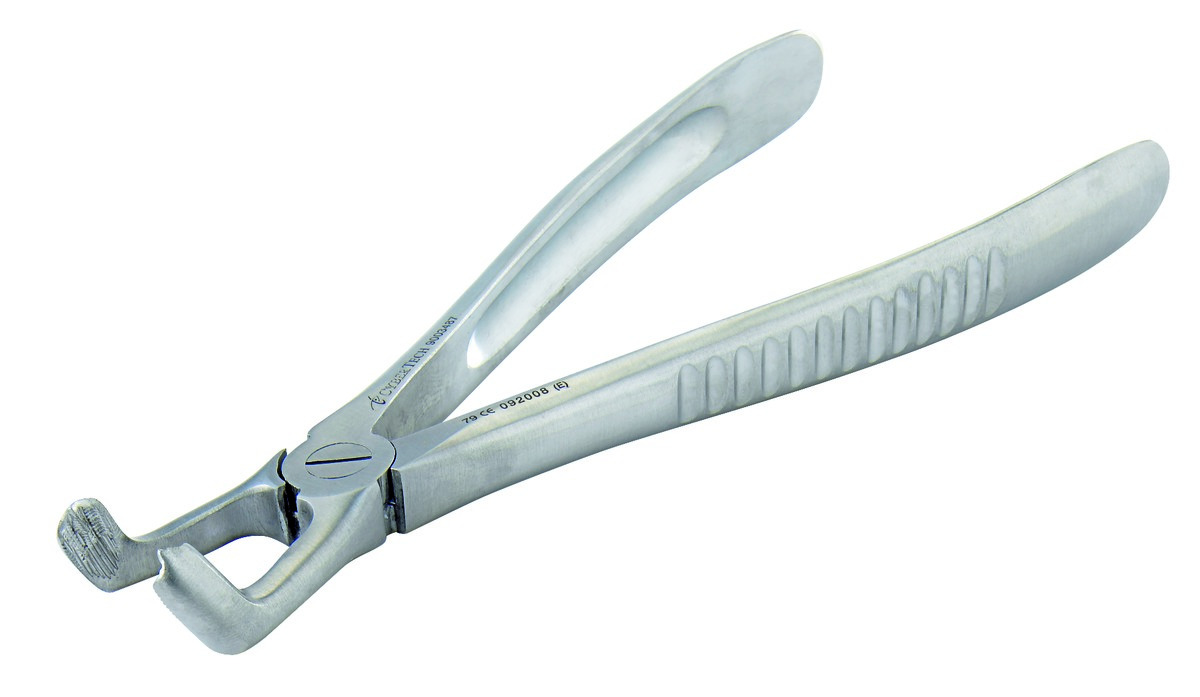 Davier pour adulte CYBERTECH - n°79 Davier pour adulte CYBERTECH - n°79